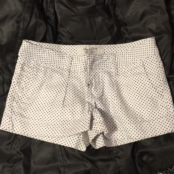 American Rag white shorts - Picture 1 of 5